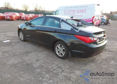 2013 Hyundai Sonata Gls from USA, damaged, VIN 5NPEB4AC8DH631121